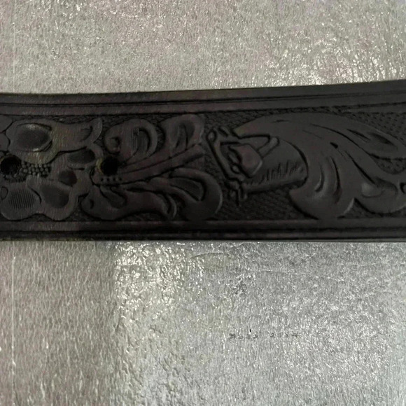 [Sz44]Men Black Horse Embossed Leather Snap Belt- EUC - Picture 8 of 8